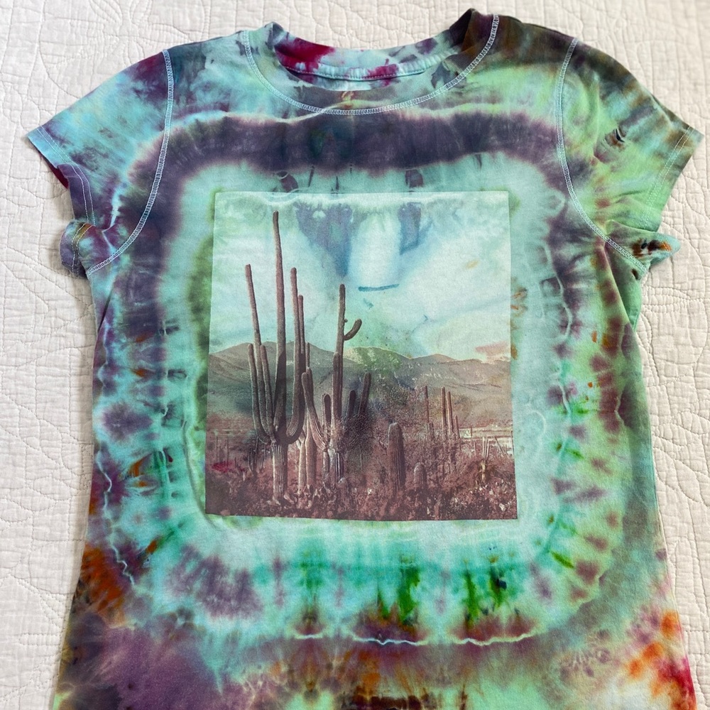 Cotton Cactus Geode Ice Tie Dye Xsmall Shirt